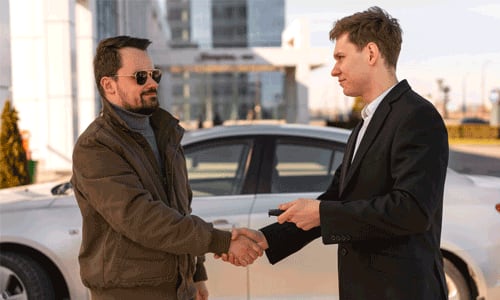 How to Sell a Car With a Loan in Dubai